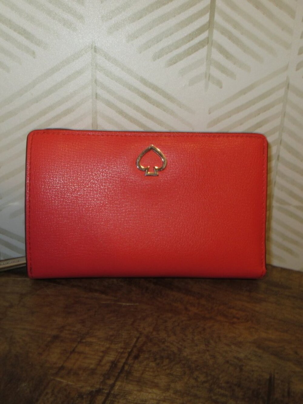 Kate Spade Adel Medium Bifold Wallet with Snap Closure and Zip Pocket